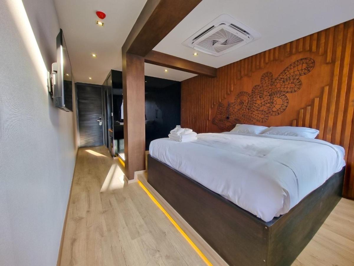 The Nhorm Hotel Ratchada Бангкок Экстерьер фото